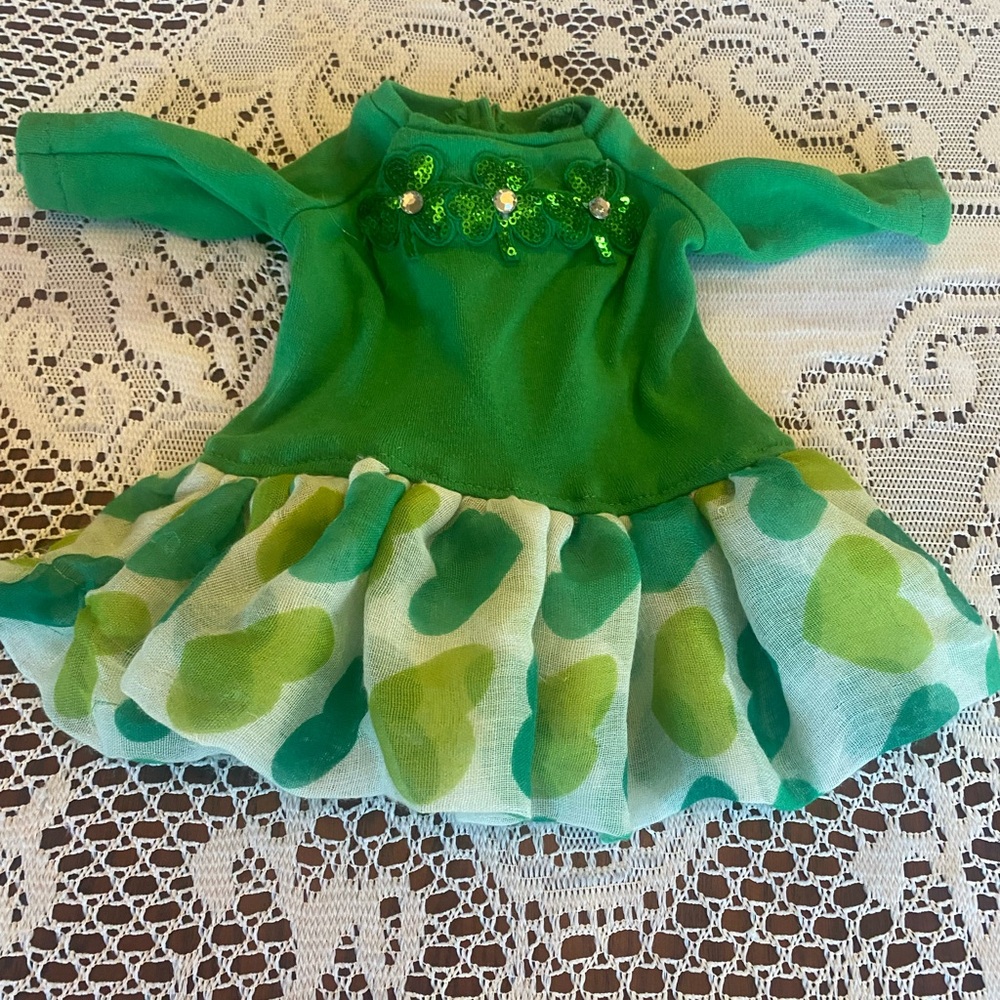 Four Piece St. Paddy’s Oufit - Picture 3 of 6